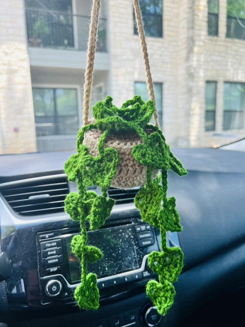 easy to make Crochet Monstera Plant 4