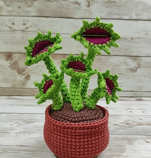Crochet Venus Fly Trap free pattern 2
