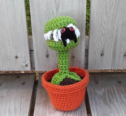 DIY Crochet Venus Fly Trap 2