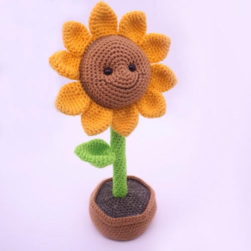 Crochet Sunflower Plant free pattern 4