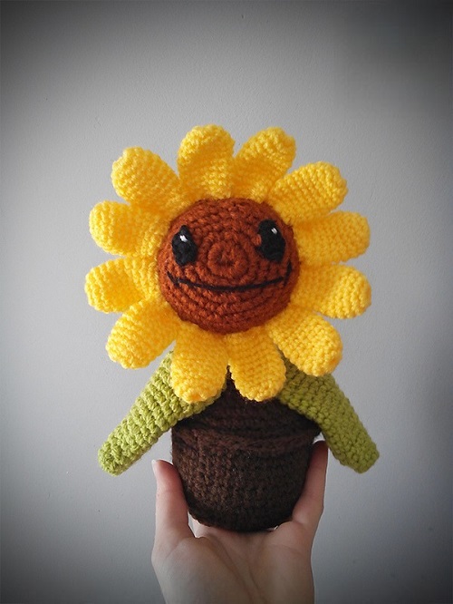 Crochet Sunflower Plant 7