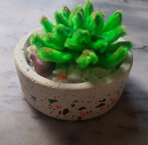 easy to make Pipe Cleaner Succulents 3