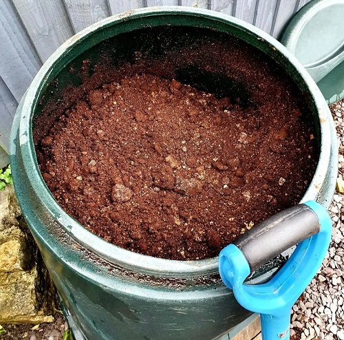 Coffee Grounds Trick 1