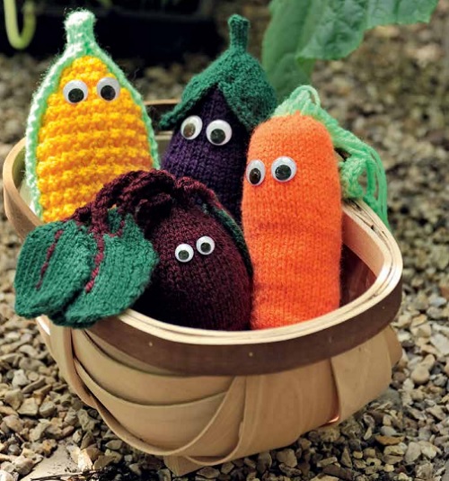 cute toy veggies with our free knitting pattern