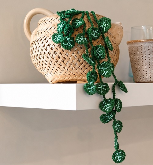Free Crochet Succulent Falling Hearts
